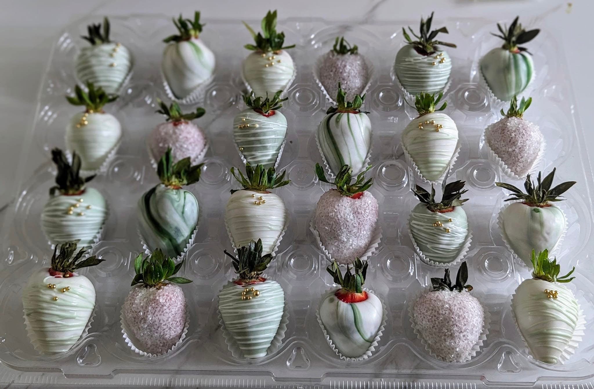 STRAWBERRIES -Dipped Treats