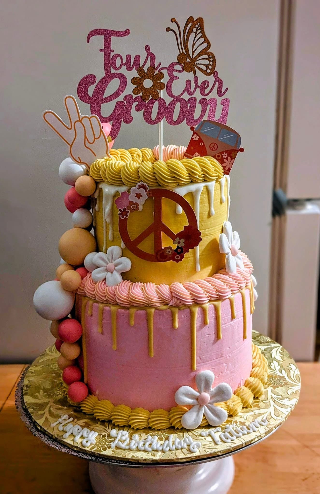 2 TIER CAKES