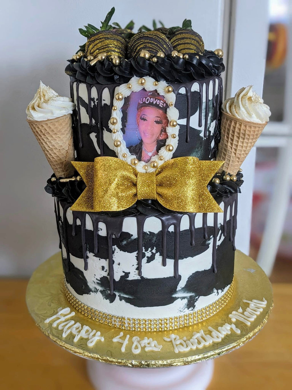 2 TIER CAKES